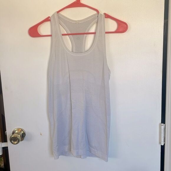 Lululemon Swiftly Tech Racerback Tank Top size 8 - Picture 1 of 2